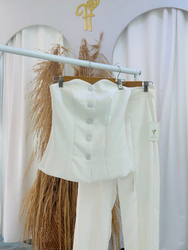 CHALECO CORTE CORAZON MARFIL