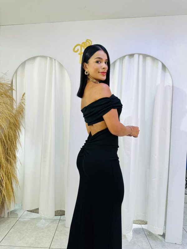VESTIDO STRAPLE NEGRO