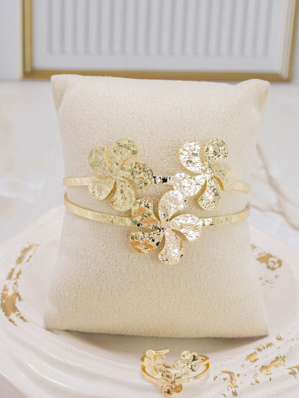 BRAZALETE Y ANILLO FLOR